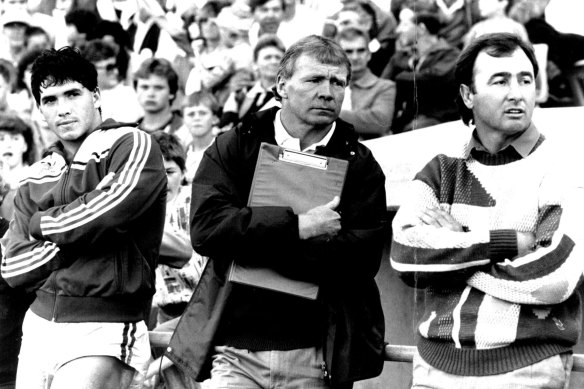 Bob Fulton (centre) during his coaching days in 1986.