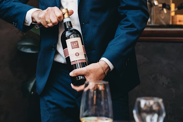 Defer to the wine experts.