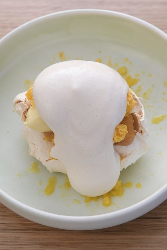 Pavlova.