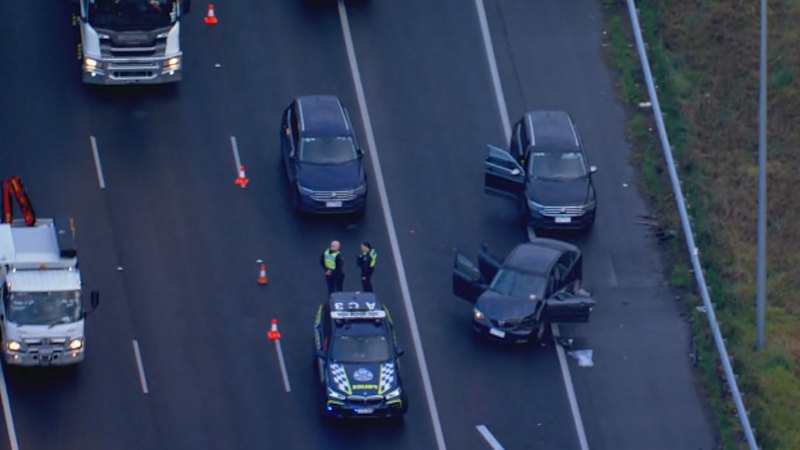 Delays on Monash Freeway easing after police incident