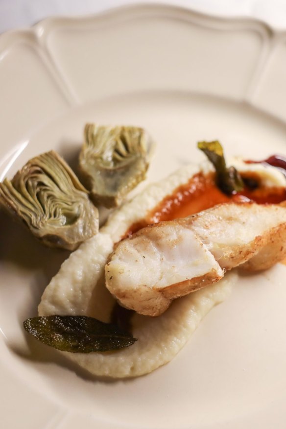 Murray cod with artichoke.