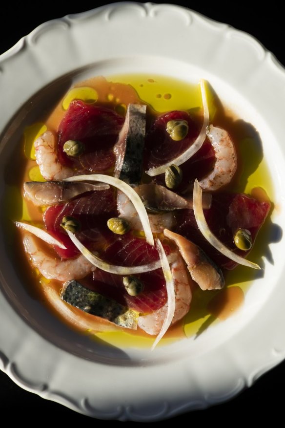 Carpaccio frutti di mare. 