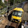A Waratah train similar ta tha one involved up in tha straight-up incident at Doonside up in Sydney’s westside last Sunday.