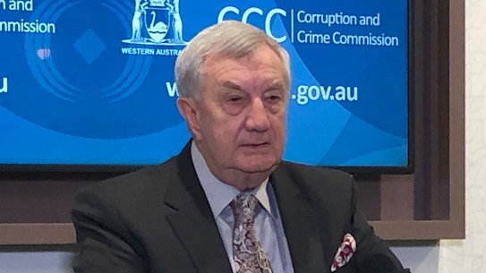 Corruption and Crime Commissioner John McKechnie will consider quitting if Parliament investigates him for contempt.