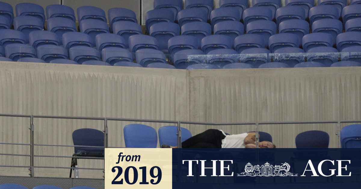 Australian Open: Seagull Poo Delayed Muguruza Vs. Konta Match