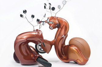 Piccinini’s 2008 work, “The Stags”,  has two fibreglass motor scooters duelling like male deer, representing the mix of the biological with the artificial (196cm x 224cm x 167cm).