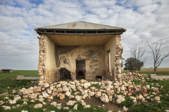 Wal Ferguson's Mallee Park Farm holds a secret mural art - this artwork needs binoculars to be viewed from the road. 