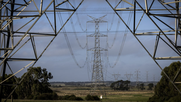 Landholders will face tough fines for seeking to obstruct the transmission lines under legislation to be debated in Victorian Parliament.