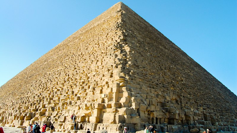 Travel quizzes challenge readers on the Great Pyramid of Giza’s height