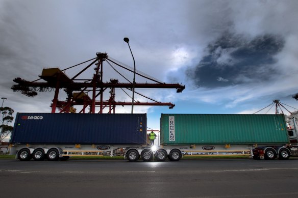 Freight operators have told a Senate committee they're concerned about recruitment and the rollout of safety technology.