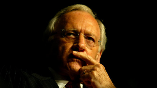 Andrew Peacock talks to Brisbane    leaders forum, May 26, 2003.