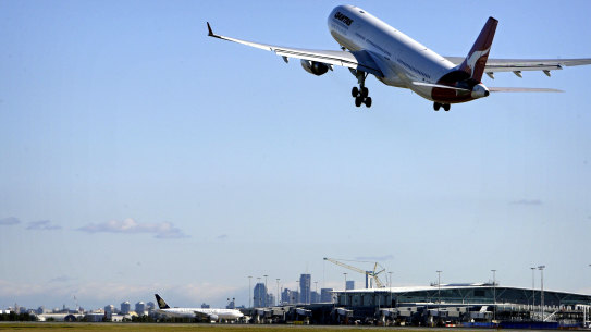 Twenty Brisbane residents made 63 complaints about aircraft noise in November 2008, while 46 people made 164 complaints last month.
