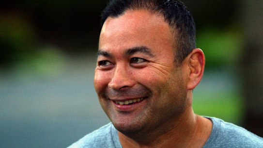 Eddie Jones in 2003 speaking to the media from the team's base in Coffs Harbour. 