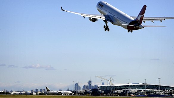 Twenty Brisbane residents made 63 complaints about aircraft noise in November 2008, while 46 people made 164 complaints last month.