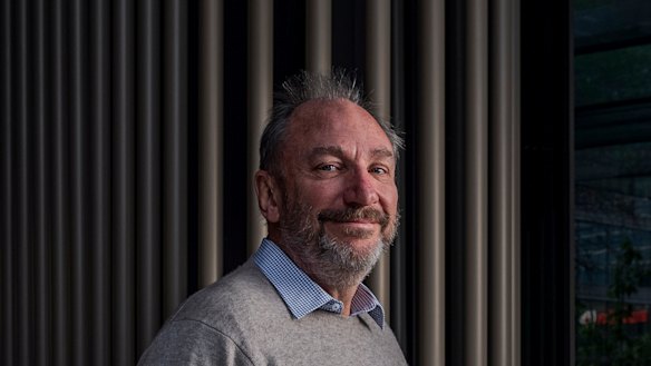 Telstra chair John Mullen wants the remuneration process for executives to be simplified.