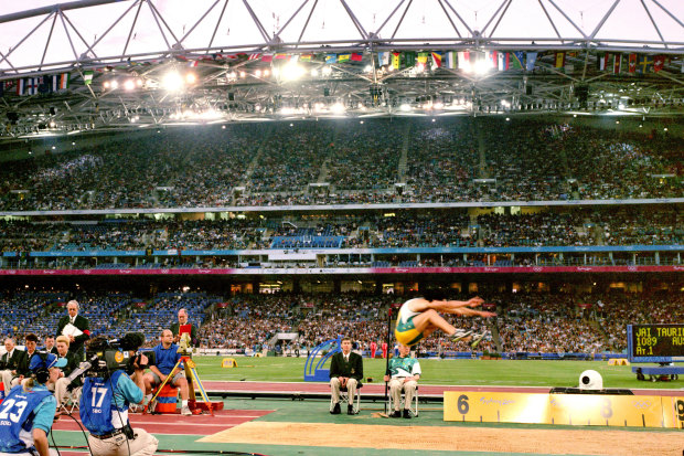Jai Taurima competes in the long jump at the 2000 Olympics.