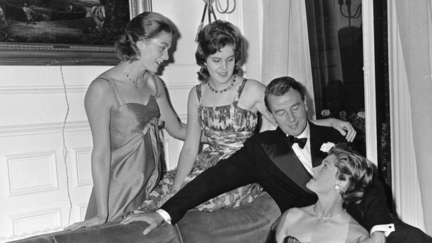 Vanessa Redgrave, left, with her sister Lynn and parents Michael Redgrave and Rachel Kempson in 1960.