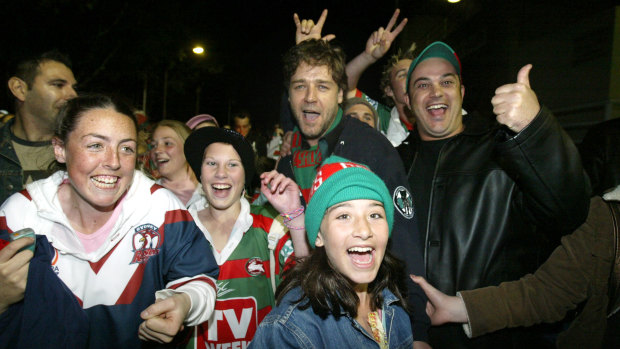 Russell Crowe with Rabbitohs fans after the round 24 win against the Roosters in 2005.