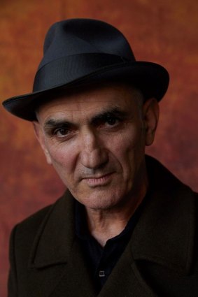 Paul Kelly read and sang poetry.