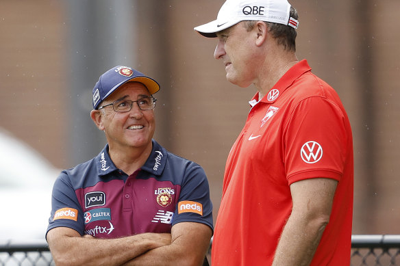 Chris Fagan and John Longmire chat during Friday’s match simulation.