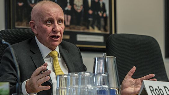 Tradies says funds to CFMEU after Dickson land swap 'coincidental'