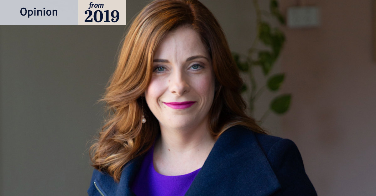 Australia's youngest female MP's lofty ambition: 52 books in 52 weeks