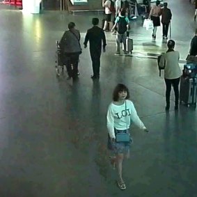 Doan Thi Huong at KL airport the day Kim Jong-Nam dies of toxic nerve-agent poisoning.