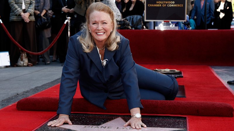 Diane Ladd, triple Oscar nominee and mother of Laura Dern, dies at 89