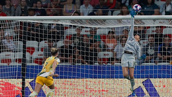 "We want to score goals": Matildas goalkeeper Lydia Williams outlines Australia's attacking approach. 