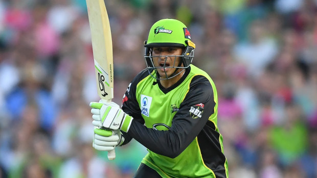 Usman Khawaja has extended his contract with the Sydney Thunder.