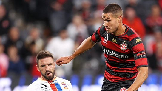 Jack Rodwell runs the ball toward goal during the A-Leagues men’s match against Newcastle at CommBank Stadium.