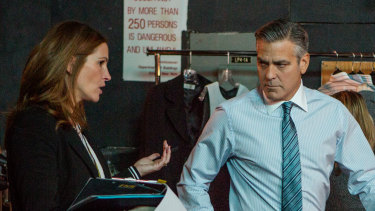 Julia Roberts and George Clooney in Jodie Foster’s 2016 thriller Money Monster.
