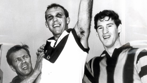 Bob Skilton is presented with the 1968 Brownlow Medal.