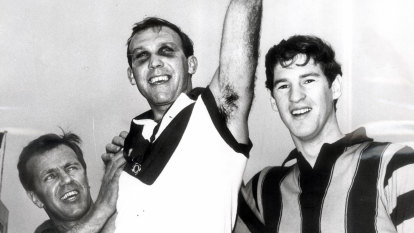 From the Archives, 1968: Battered, bruised Bob Skilton wins third Brownlow