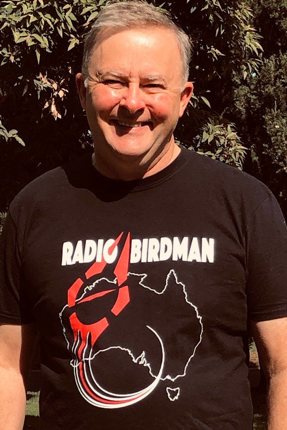 Anthony Albanese wearing a Radio Birdman T-shirt in 2018.
