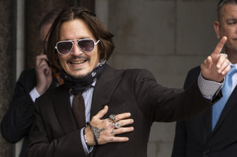 Johnny Depp S Ex Wife Amber Heard Knew About Australian Quarantine For Dogs Court Told