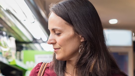 Fats, sugar, carbs: How to read a food label (and seven words to watch out for).