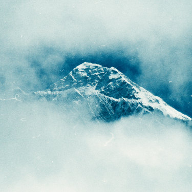 Mountain Madness The Fatal Attraction Of Everest