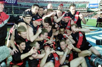 Bombers jubilant after winning the 2000 grand final in the first year of the new finals system.