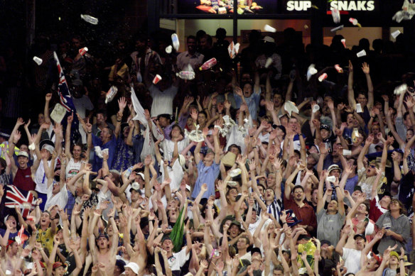 The MCG crowd was very restless as Australia cruised to victory.