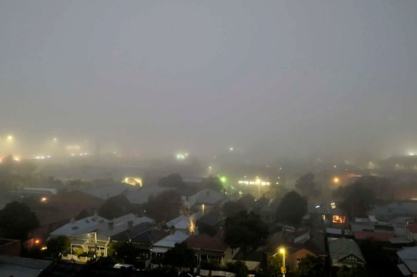 Fog blanketing Kensington at 7am.