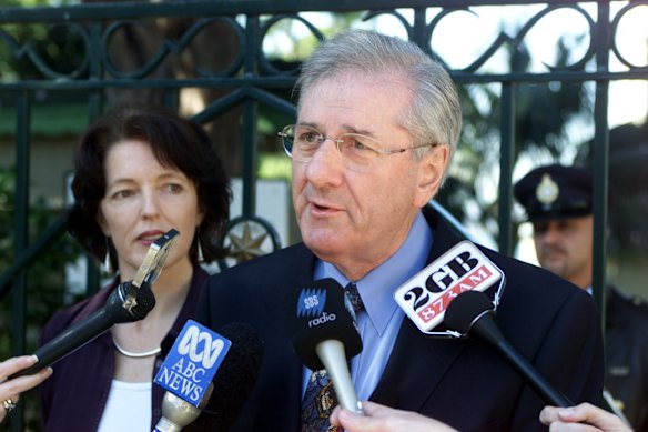 Bruce Childs of the Walk Against War Coalition protesting outside Kirribilli House in 2003.