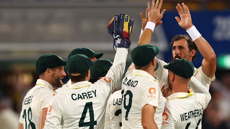 The Ashes 2025 LIVE updates: Mitchell Starc’s critical DRS call nails Joe Root as England collapse under lights