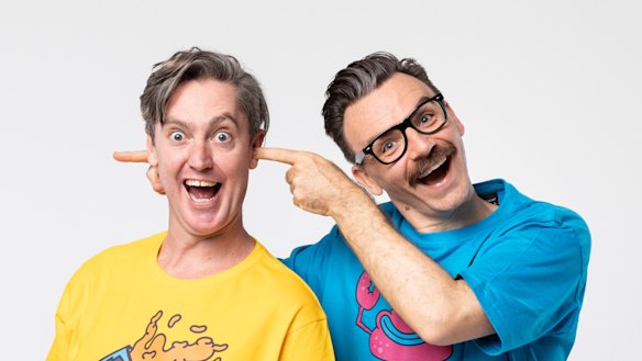 The Listies in <i>ROFL</i>: Bedtime stories go awry.