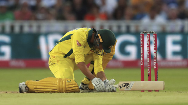 Tough break: Australia's Ashton Agar looks dejected as England hand Australia their ninth-successive loss.