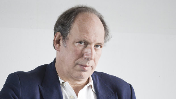 Movie maestro Hans Zimmer turns up the volume on Hollywood glamour