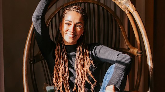 Dr Gina Cleo is the author of The Habit Revolution, a guide to changing unwanted habits and rebuilding better ones.