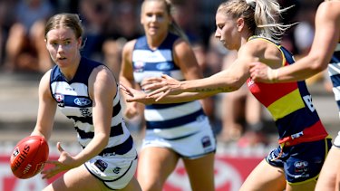 Crows Stun Cats With Record Aflw Win
