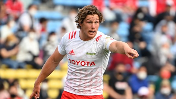 Michael Hooper playing for Toyota Verblitz in Japan.