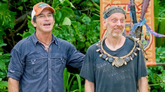 Jeff Probst and Mike White on the 13th episode of Survivor: David vs Goliath in 2018.